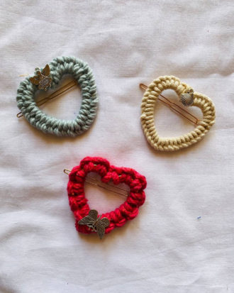 Pretty Heart Macrame Clip